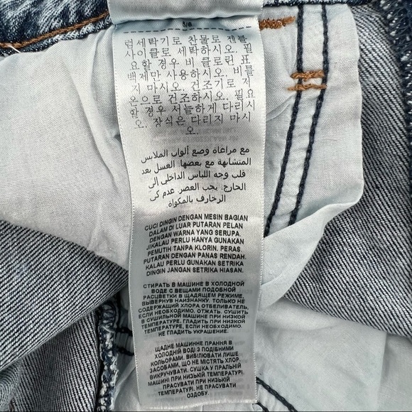 GBG Los Ángeles Distressed Cut Off Jean Shorts Size 26 Women’s - Picture 10 of 10